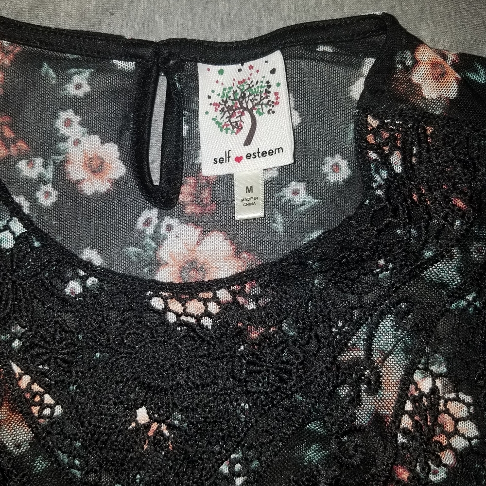 Blouse - Picture 2 of 2